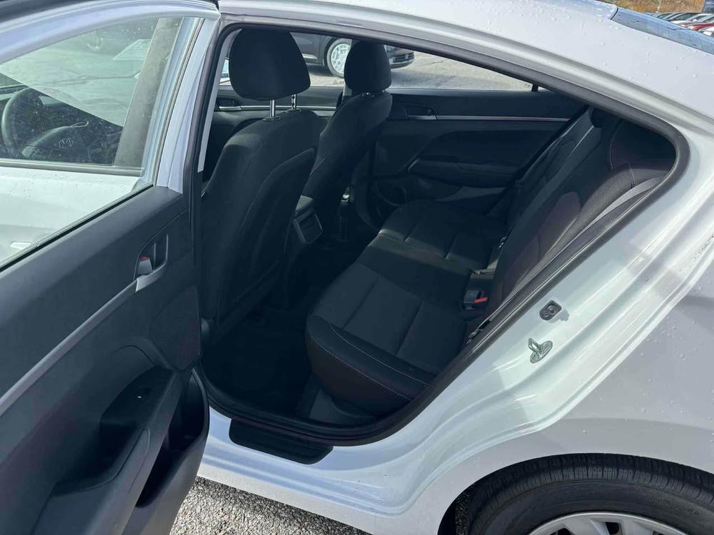 Hyundai Elantra GL 2018 d’occasion à vendre - 12