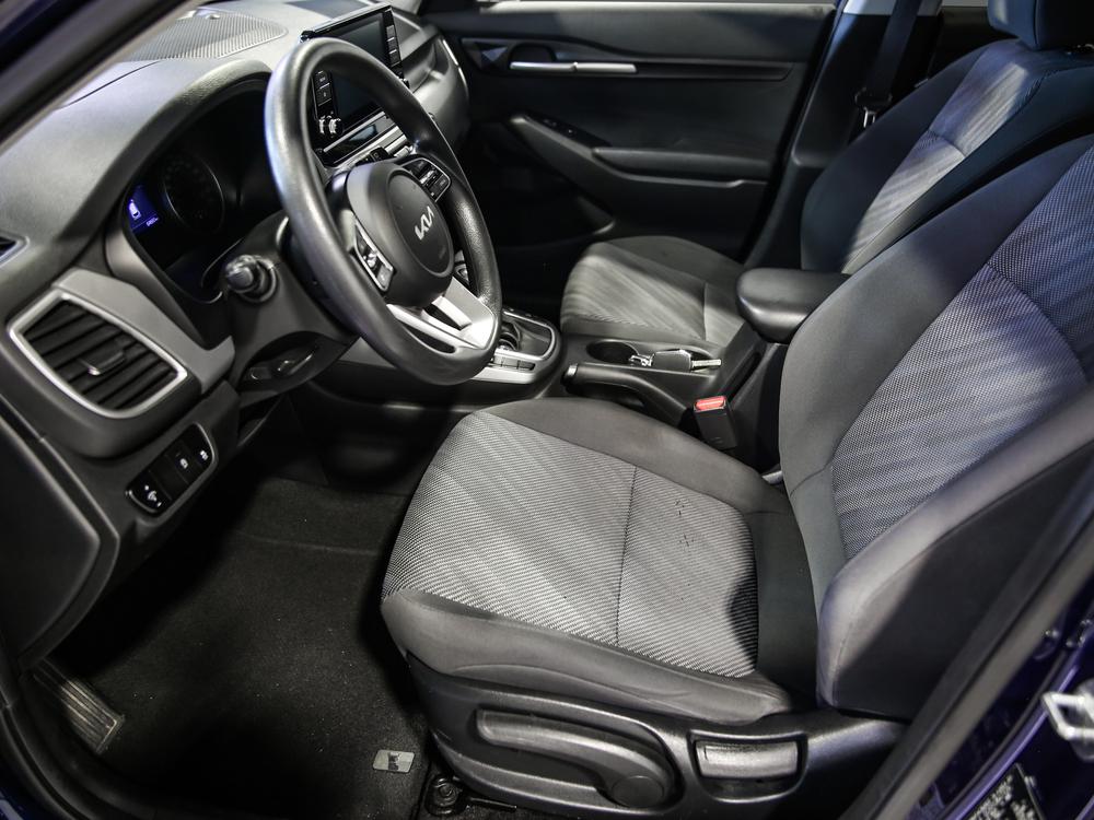 Kia Seltos 2023 Bleu usage à vendre Kia Seltos 2023 Bleu usage à vendre