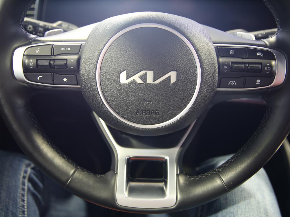 Kia Sportage hybride SX 2023 d’occasion à vendre - 21