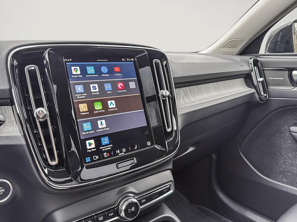 Volvo XC40 B5 PLUS AWD // DARK THEME 2023 d’occasion à vendre - 19
