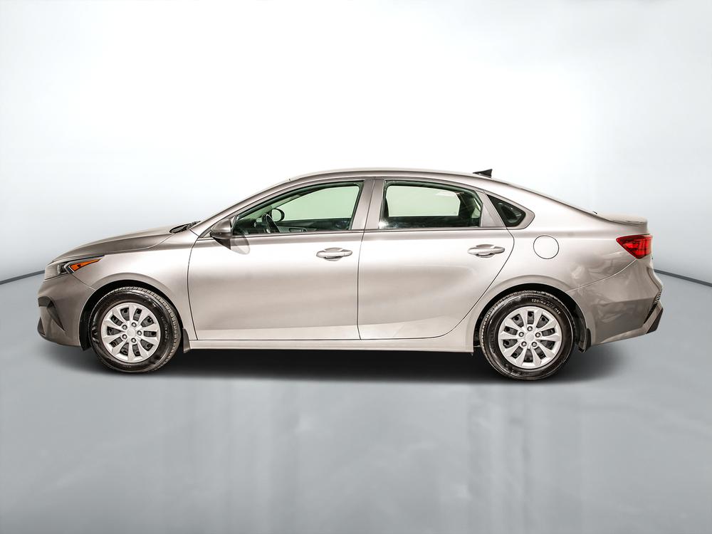 Kia Forte LX 2023 d’occasion à vendre - 7