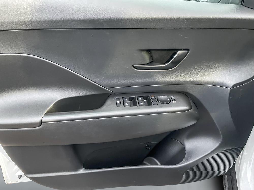 Hyundai Kona essential 2025 d’occasion à vendre - 11