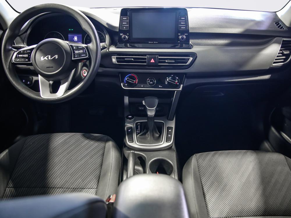 Kia Seltos 2023 Bleu usage à vendre Kia Seltos 2023 Bleu usage à vendre