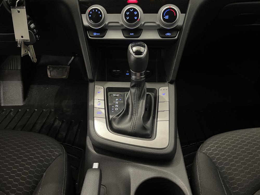 Hyundai Elantra Preferred 2019 d’occasion à vendre - 27