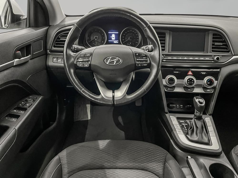 Hyundai Elantra Preferred 2020 d’occasion à vendre - 11