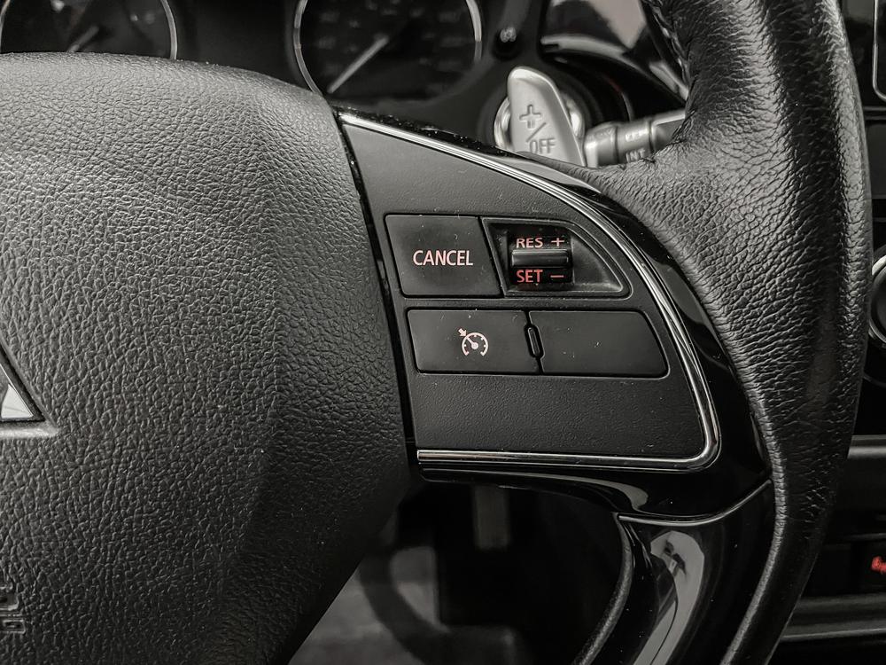 Mitsubishi Outlander SE AWD 7 passagers 2017 d’occasion à vendre - 17