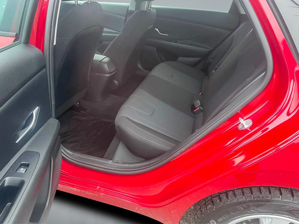 Hyundai Elantra ESSENTIAL 2022 d’occasion à vendre - 12