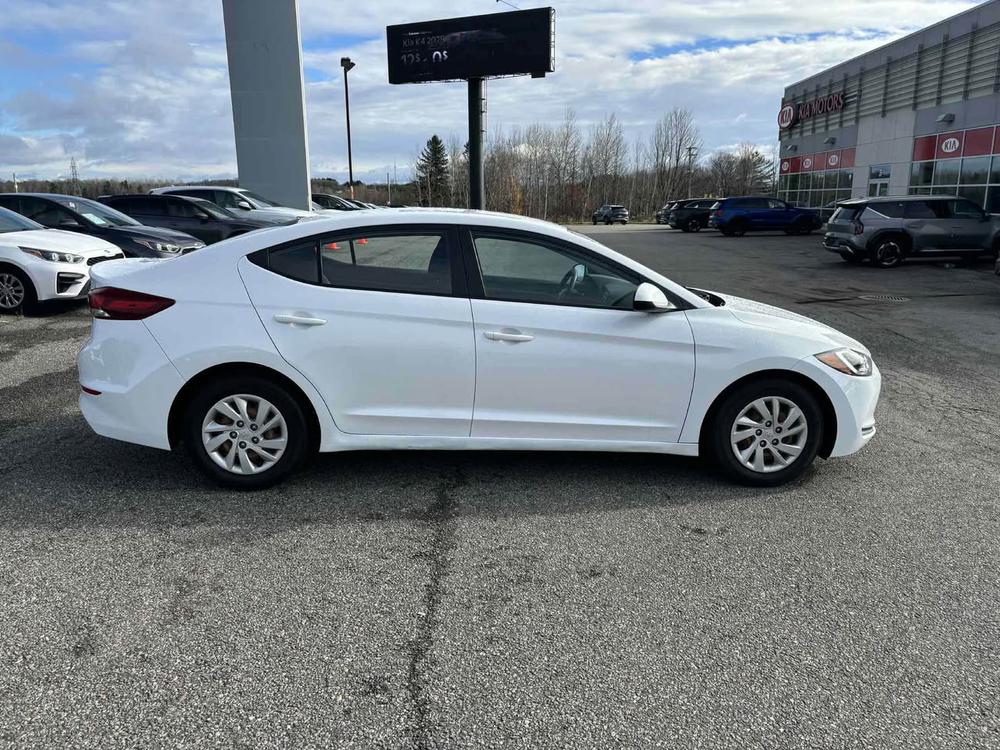 Hyundai Elantra GL 2018 d’occasion à vendre - 11