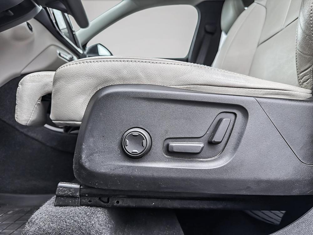 Volvo XC40 B5 PLUS AWD 2023 d’occasion à vendre - 18