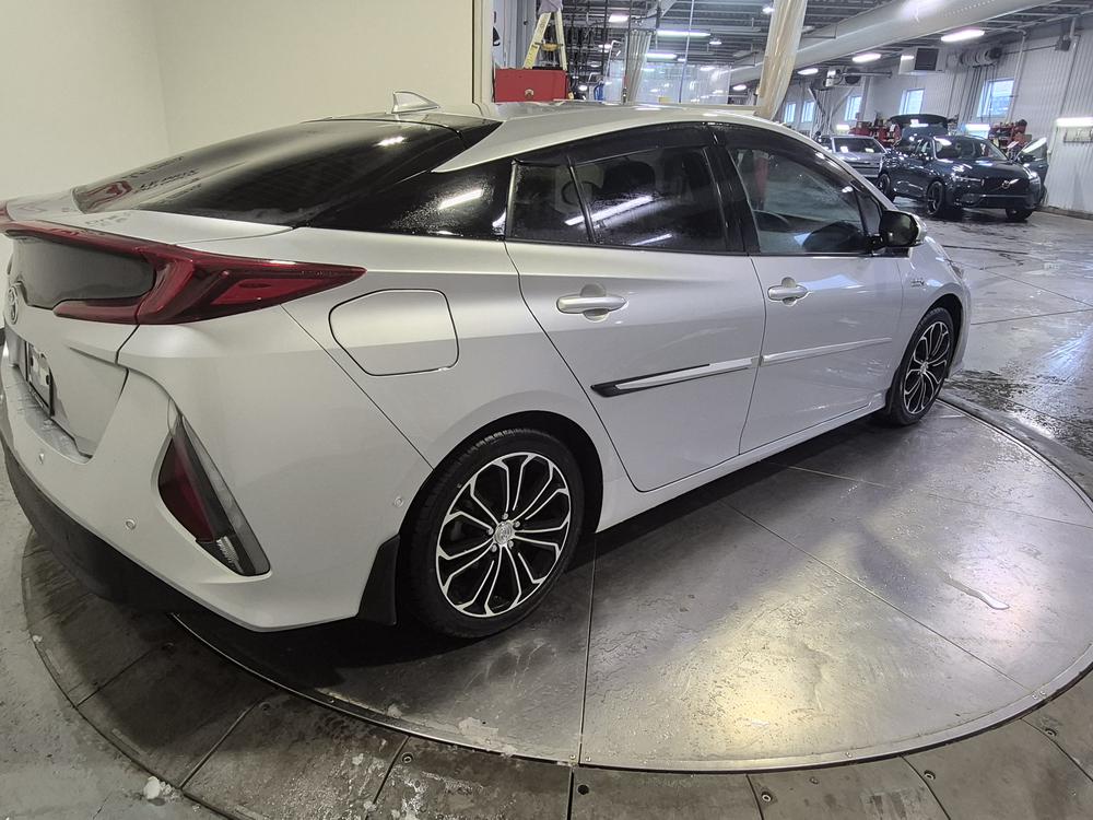 Toyota Prius Prime 2019 Gris usage à vendre Toyota Prius Prime 2019 Gris usage à vendre