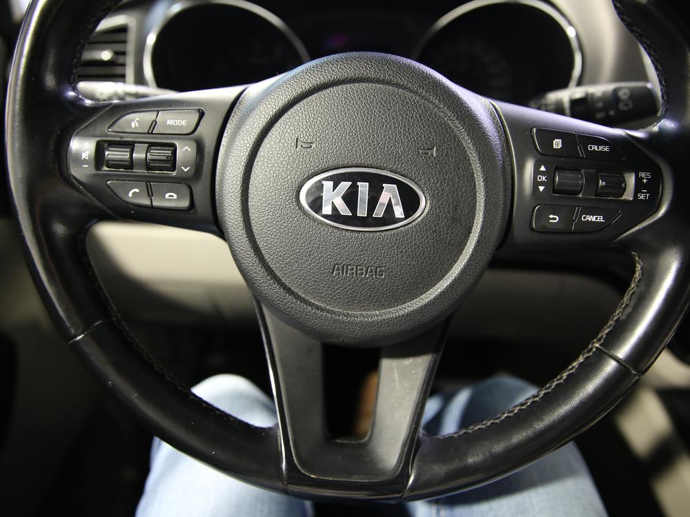 Kia Sedona LX 2019 d’occasion à vendre - 18