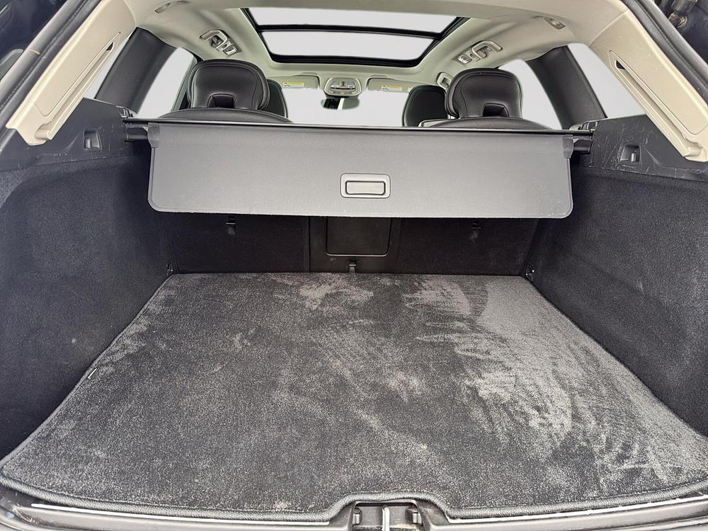 Volvo XC60 B6 MOMENTUM AWD 2022 d’occasion à vendre - 16