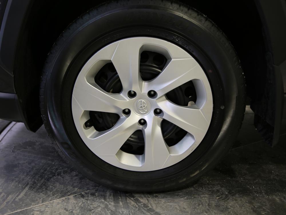 Toyota RAV4 LE 2023 d’occasion à vendre - 11