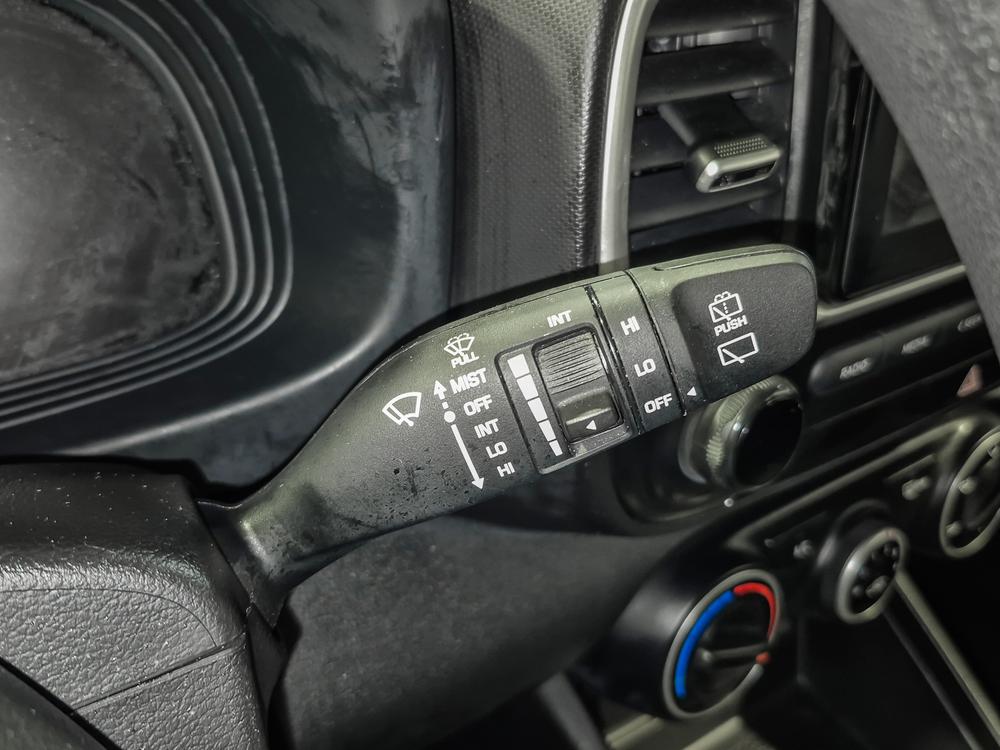 Hyundai Venue ESSENTIAL 2023 d’occasion à vendre - 19