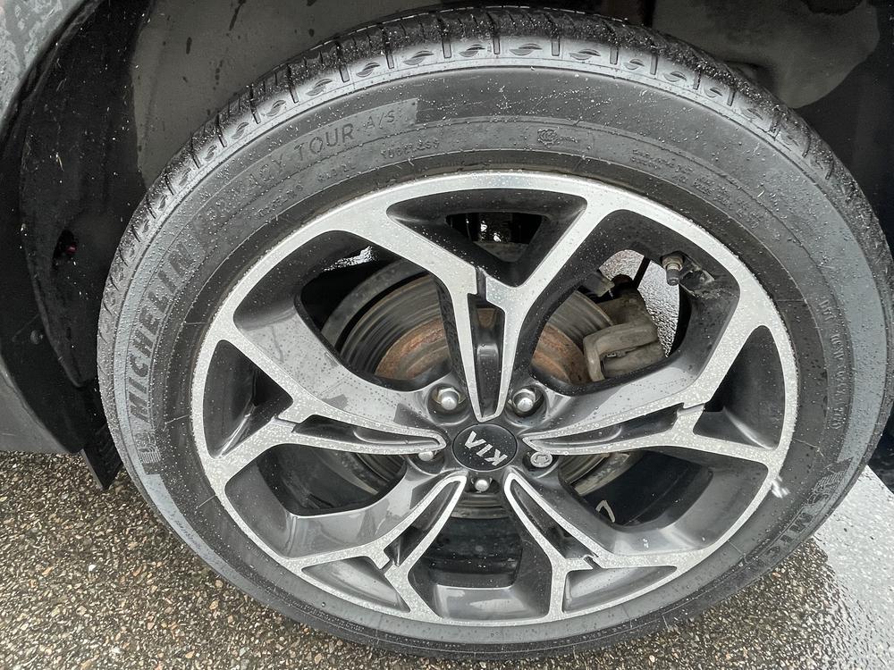 Kia Sportage 2022 Rouge usage à vendre Kia Sportage 2022 Rouge usage à vendre