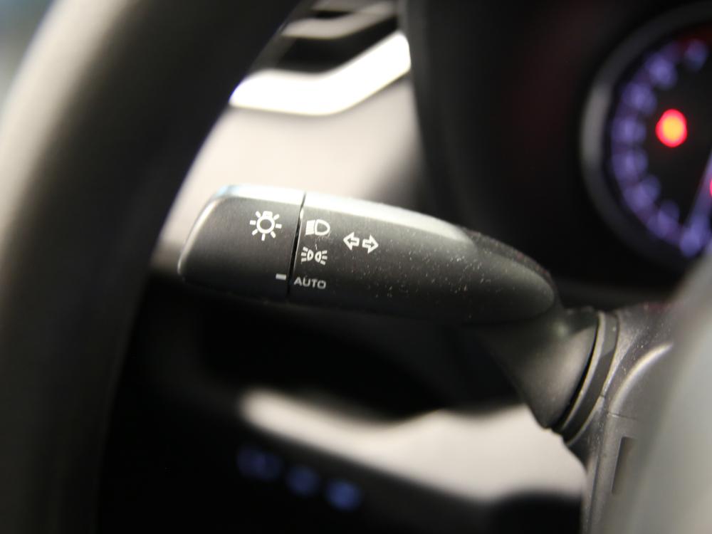 Toyota RAV4 LE 2023 d’occasion à vendre - 21