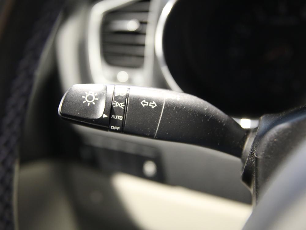 Kia Sedona LX 2019 d’occasion à vendre - 22