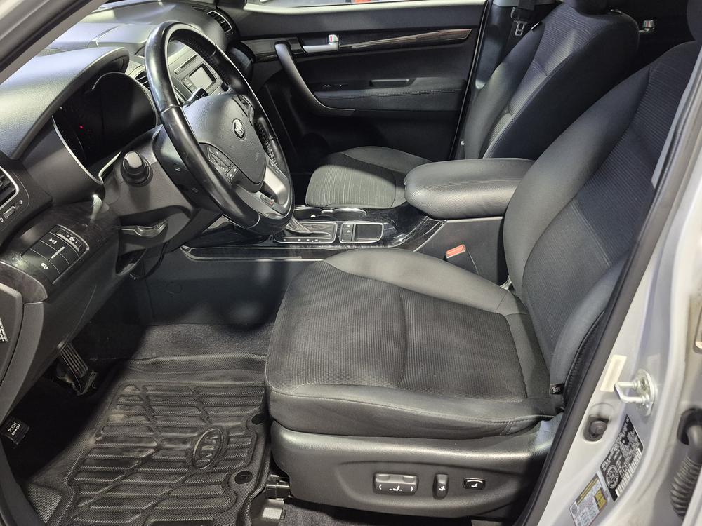 Kia Sorento LX 2015 d’occasion à vendre - 16