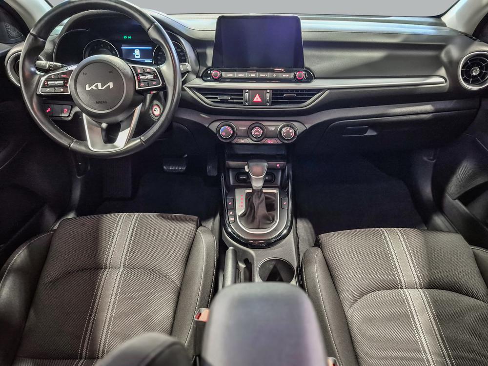 Kia Forte5 ex 2023 d’occasion à vendre - 27