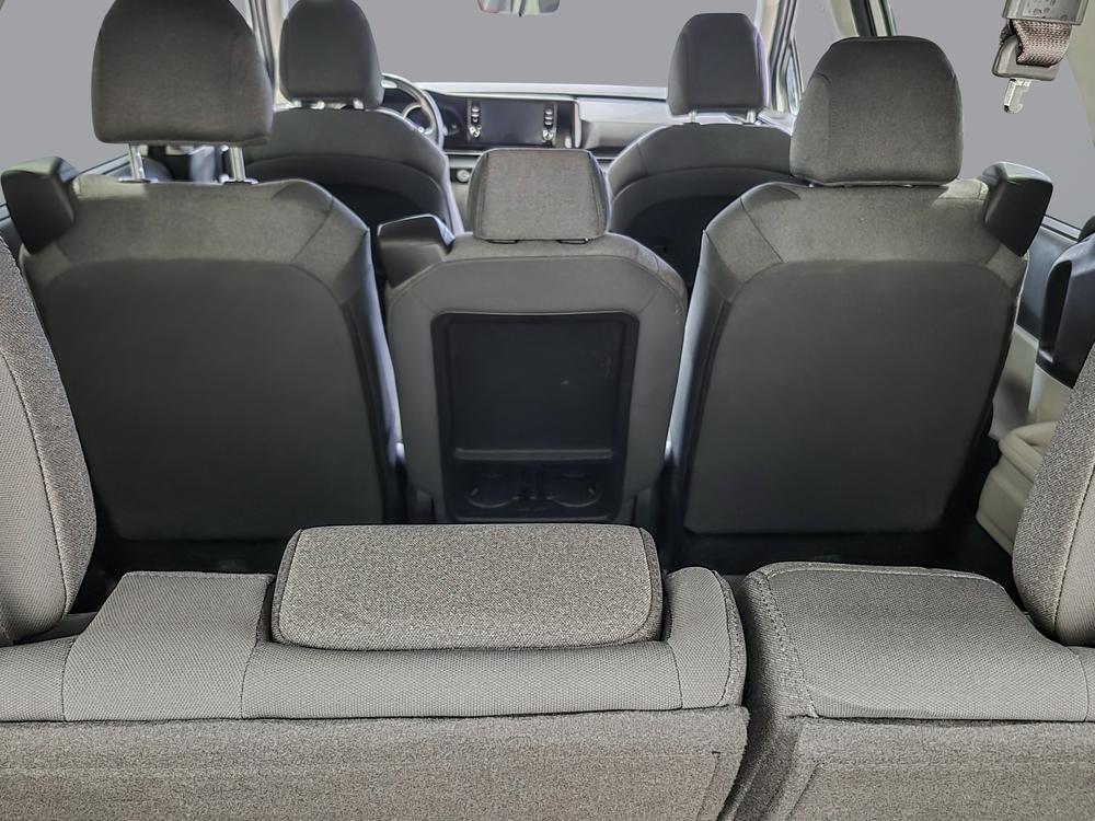 Kia Carnival LX+ 2023 d’occasion à vendre - 32