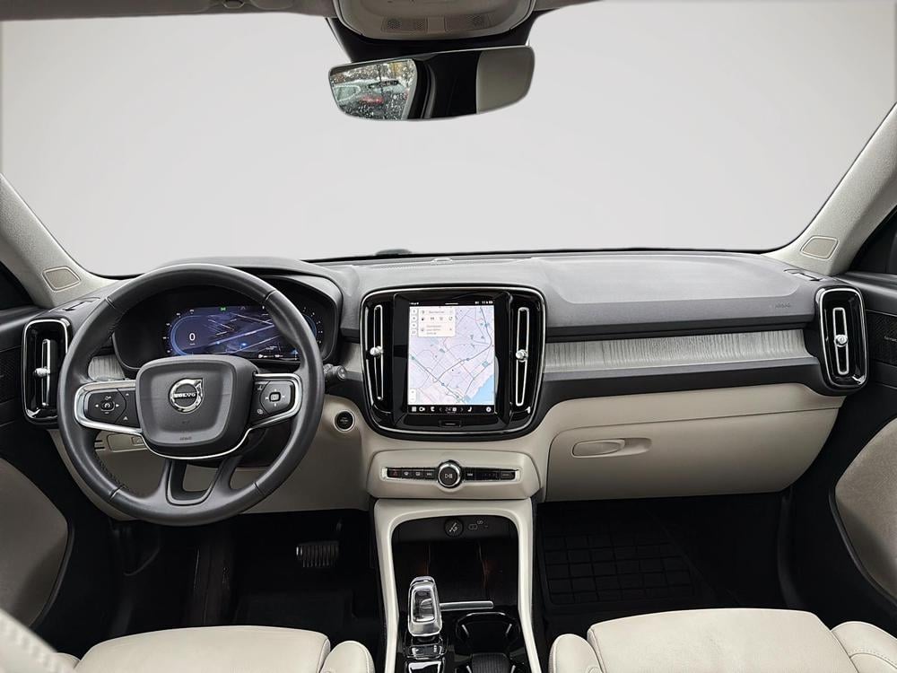 Volvo XC40 B5 PLUS AWD 2023 d’occasion à vendre - 13