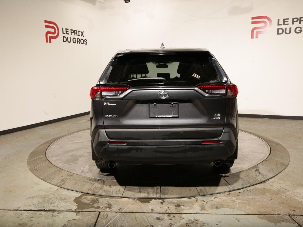 Toyota RAV4 LE 2023 d’occasion à vendre - 4