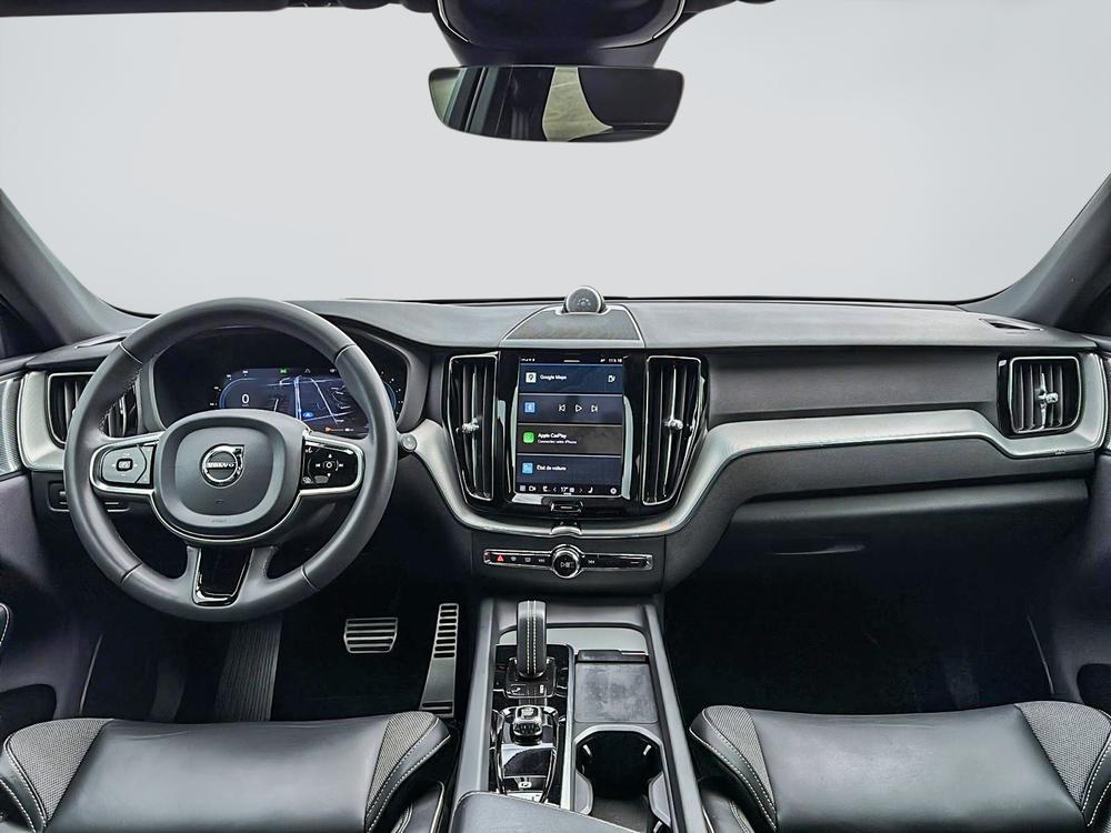 Volvo XC60 B6 R-DESIGN AWD 2022 d’occasion à vendre - 11