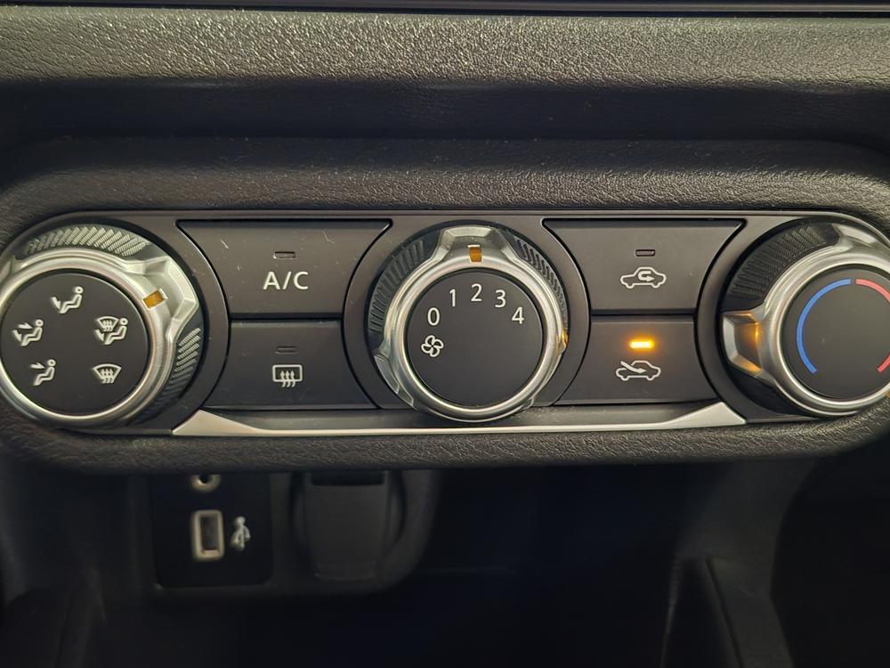 Nissan Versa S 2021 d’occasion à vendre - 27