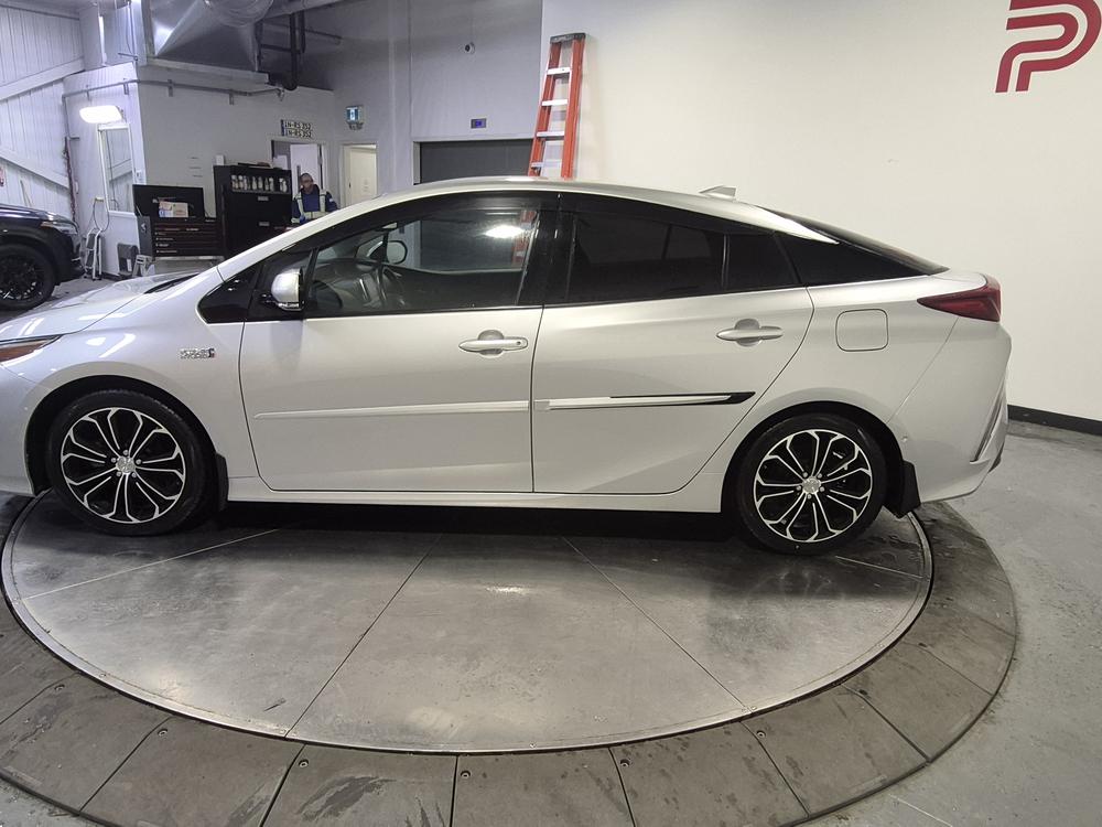 Toyota Prius Prime 2019 Gris usage à vendre Toyota Prius Prime 2019 Gris usage à vendre