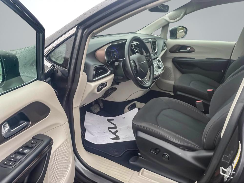 Chrysler Pacifica LX 2019 d’occasion à vendre - 11