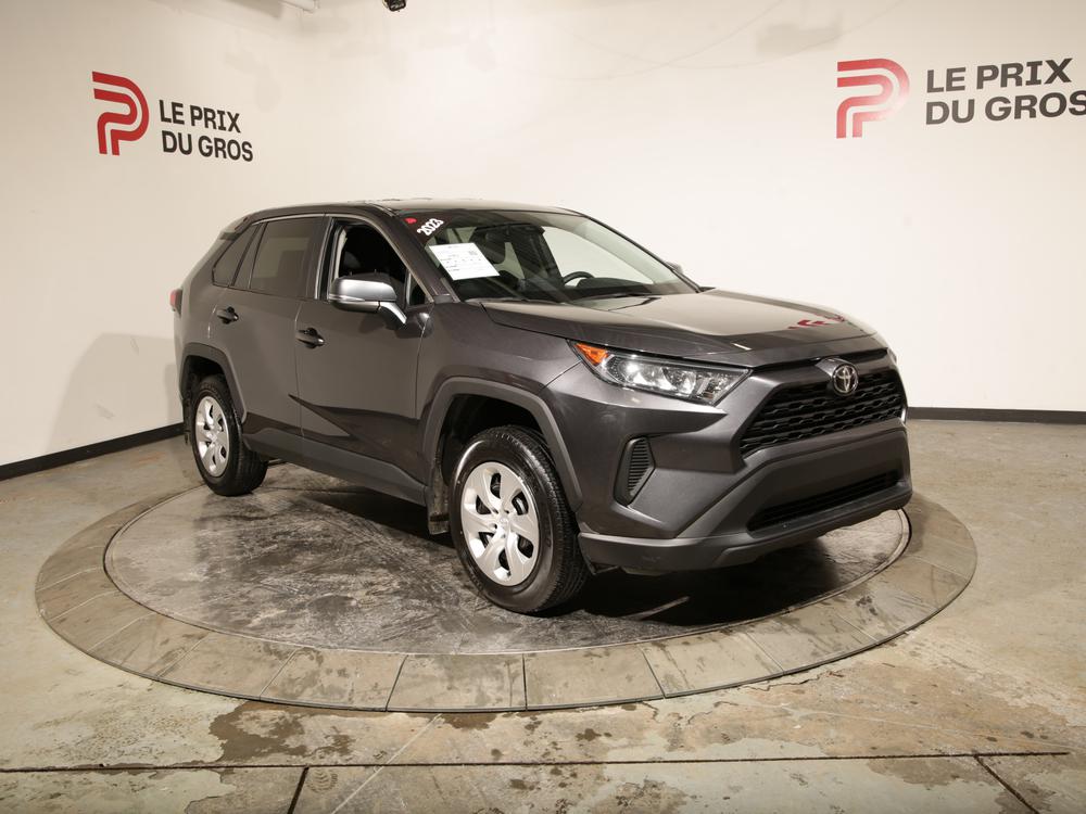 Toyota RAV4 LE