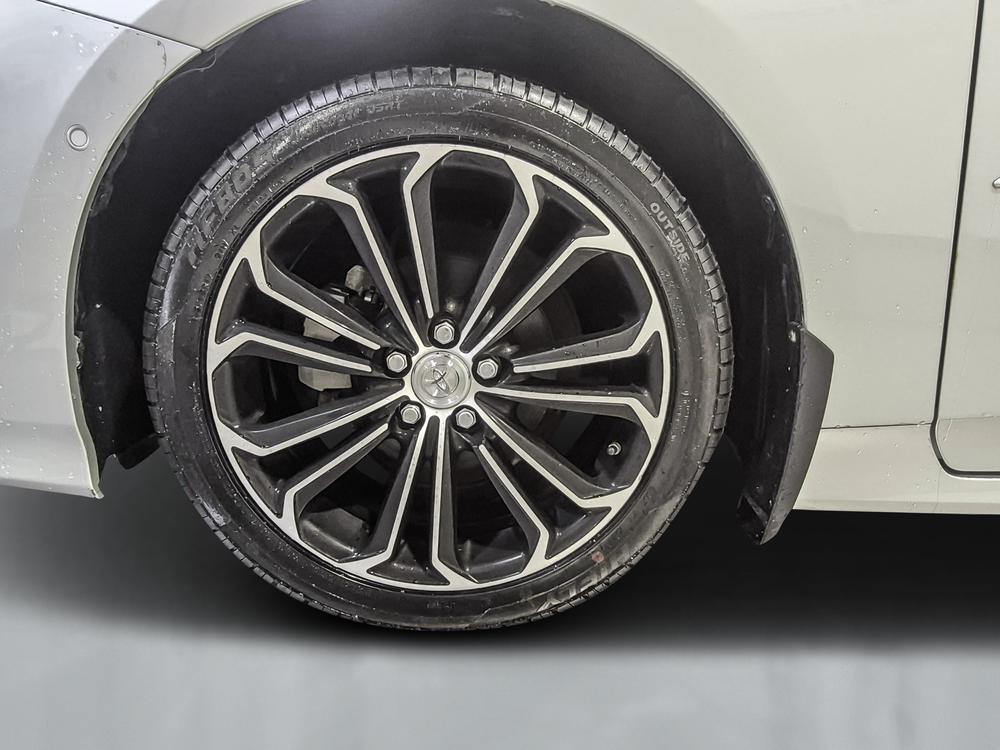 Toyota Prius Prime Prime  Upgrade 2019 d’occasion à vendre - 11