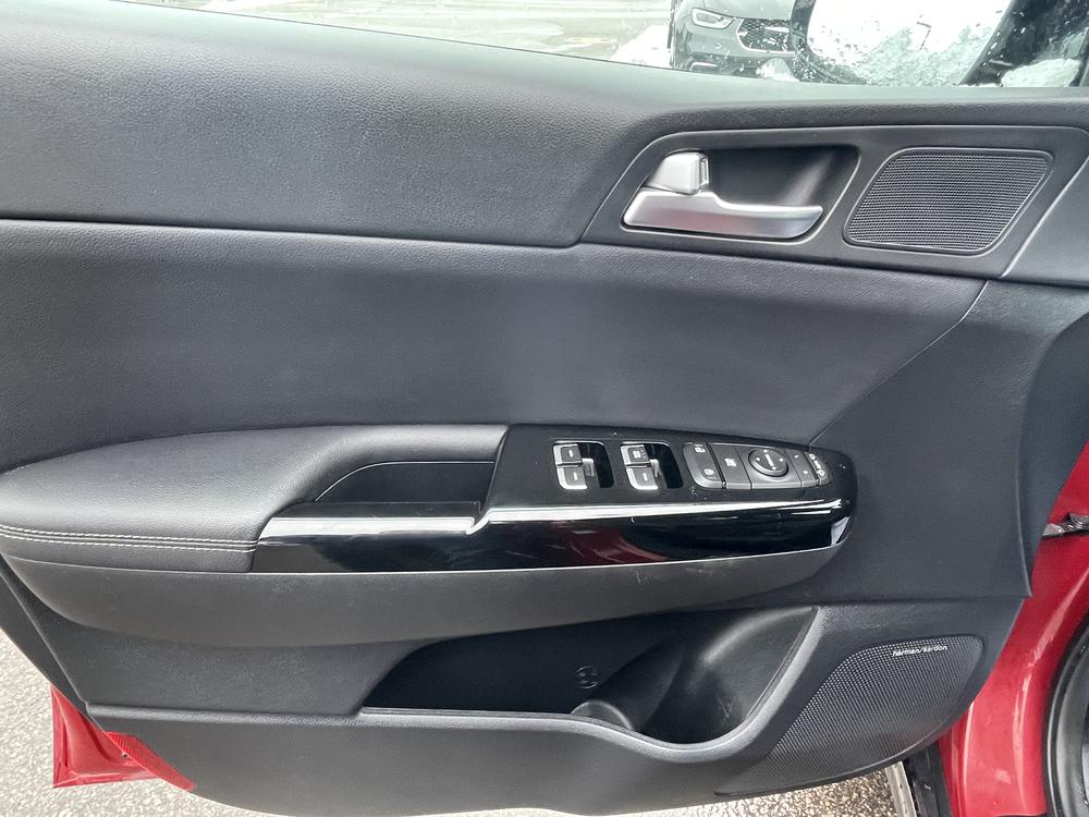 Kia Sportage 2022 Rouge usage à vendre Kia Sportage 2022 Rouge usage à vendre