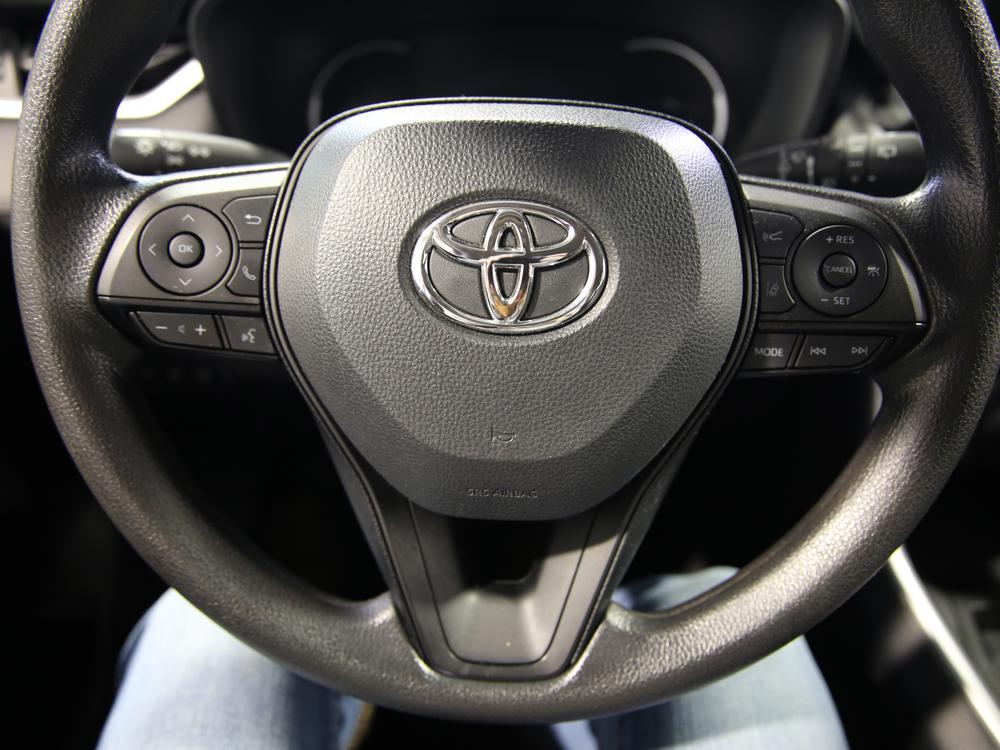 Toyota RAV4 LE 2023 d’occasion à vendre - 17
