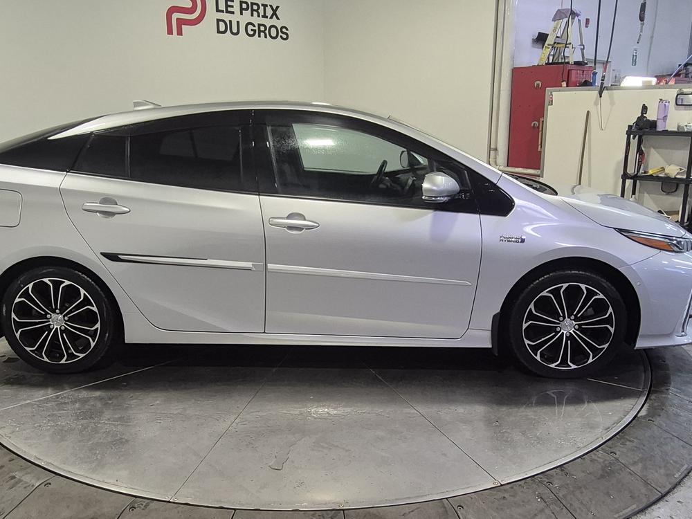 Toyota Prius Prime 2019 Gris usage à vendre Toyota Prius Prime 2019 Gris usage à vendre