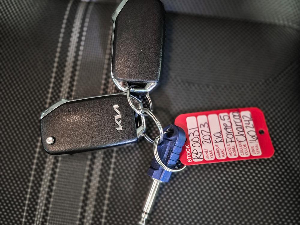 Kia Forte5 ex 2023 d’occasion à vendre - 32