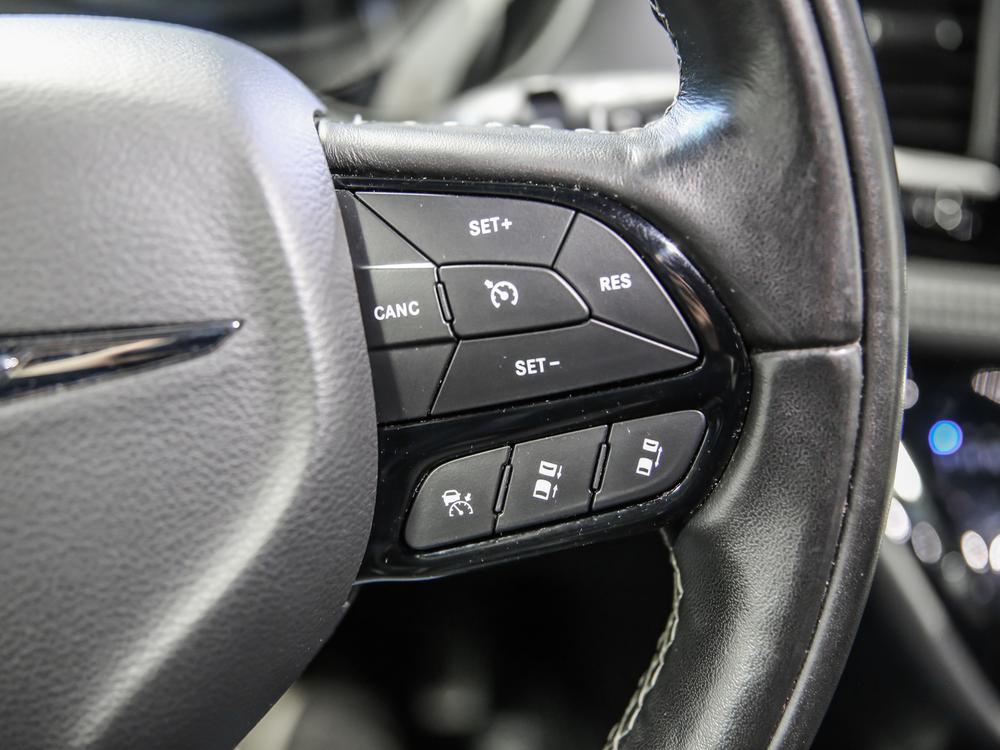 Chrysler Pacifica Hybrid Touring 2022 d’occasion à vendre - 21