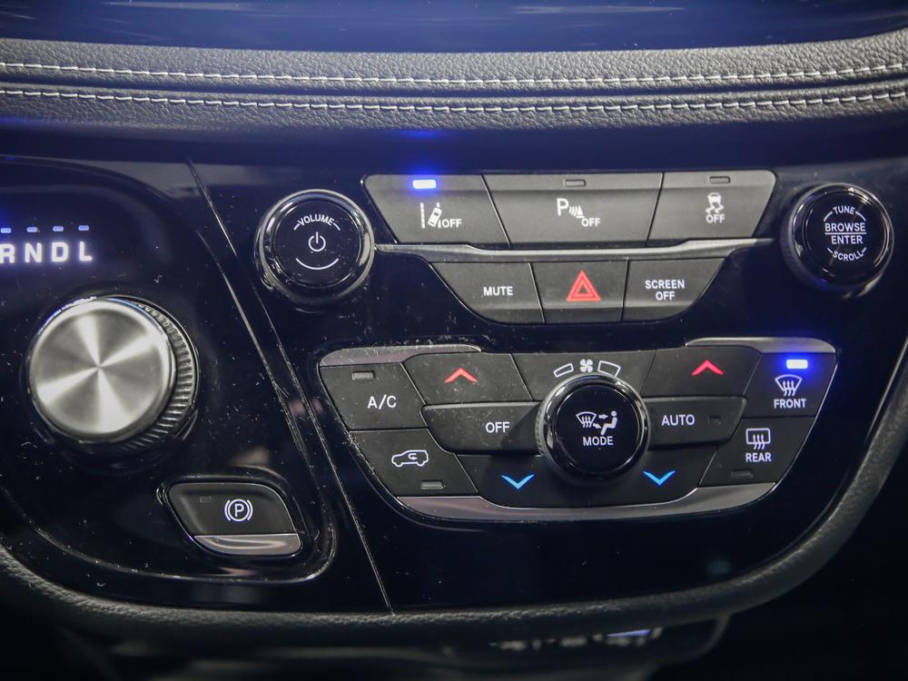 Chrysler Pacifica Hybrid Touring 2022 d’occasion à vendre - 31