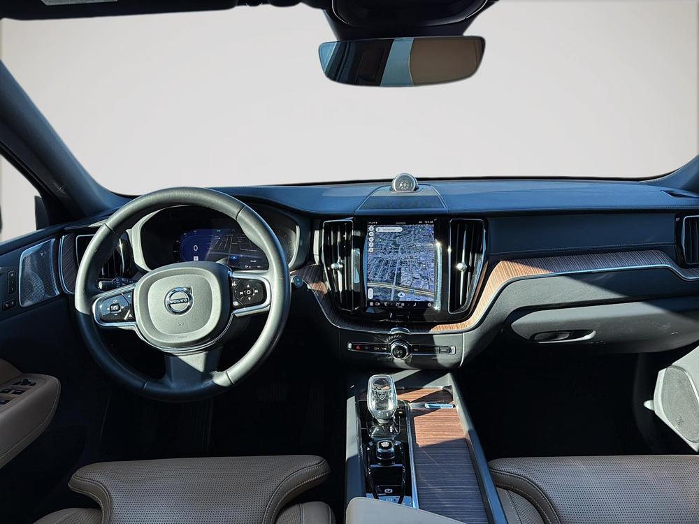 Volvo XC60 B6 ULTIMATE AWD 2023 d’occasion à vendre - 14