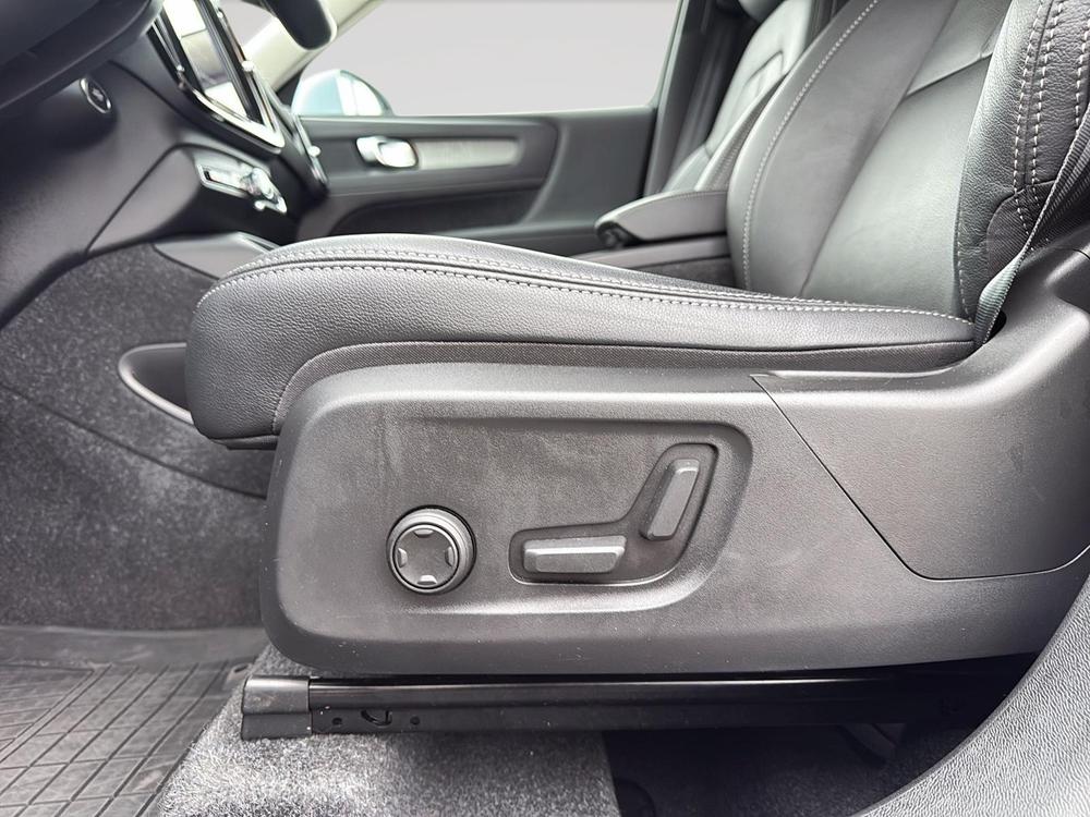 Volvo XC40 B5 CORE AWD 2025 d’occasion à vendre - 13