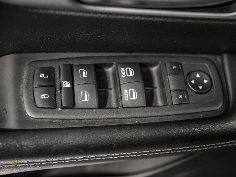 Chrysler Pacifica Hybrid Touring 2022 d’occasion à vendre - 14