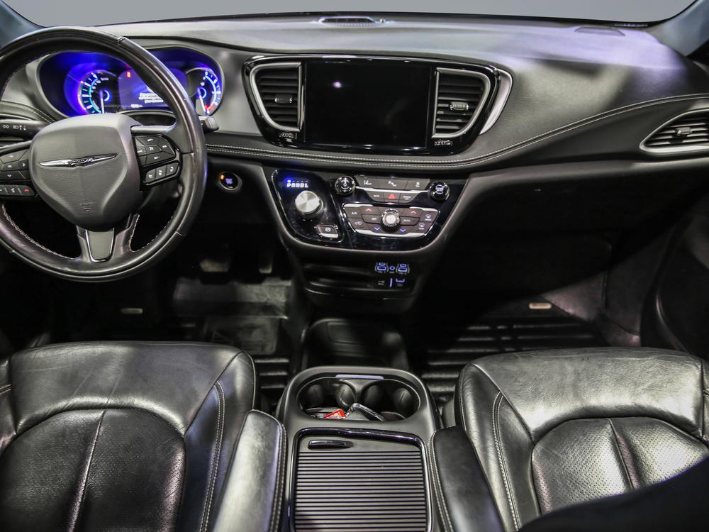 Chrysler Pacifica Hybrid Touring 2022 d’occasion à vendre - 32