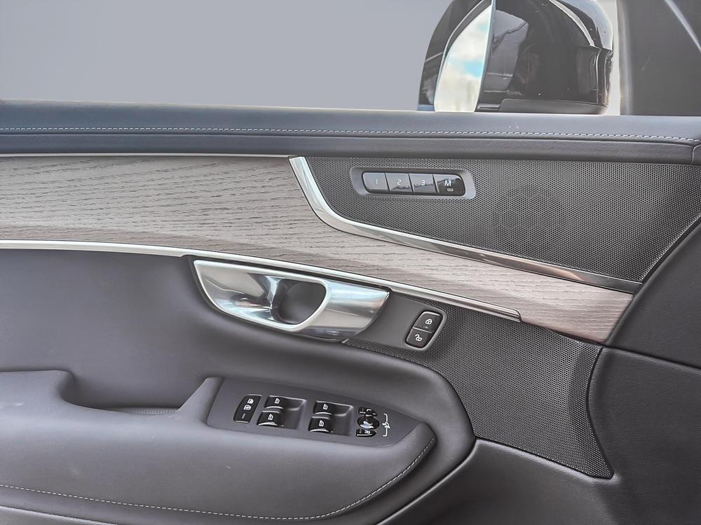 Volvo XC90 B6 CORE AWD // 2025.5 // 7PLACES 2025 d’occasion à vendre - 13