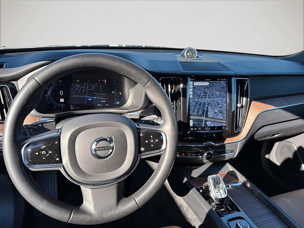 Volvo XC60 B6 ULTIMATE AWD 2023 d’occasion à vendre - 16