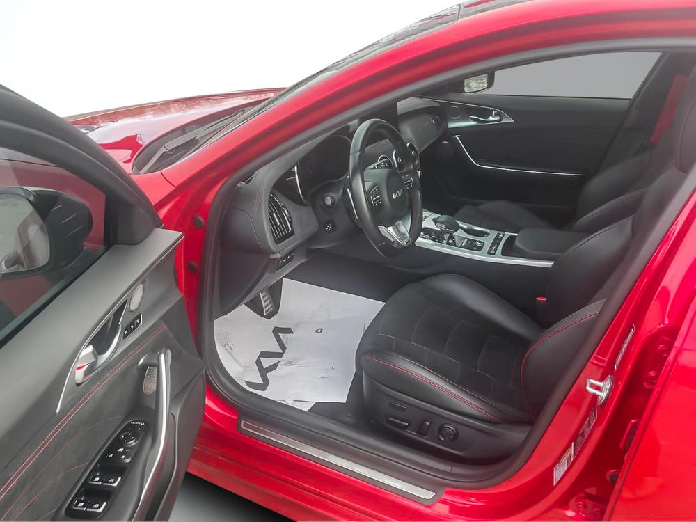 Kia Stinger GT ELITE SUEDE 2023 d’occasion à vendre - 13