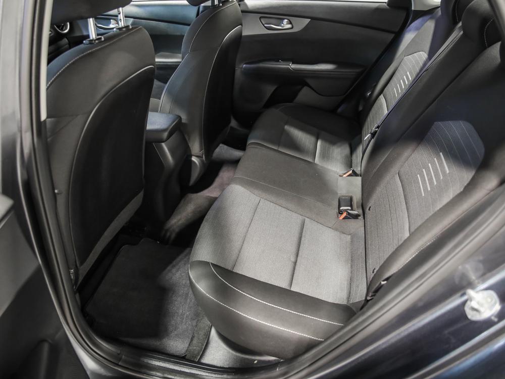 Kia Forte LX 2021 d’occasion à vendre - 28
