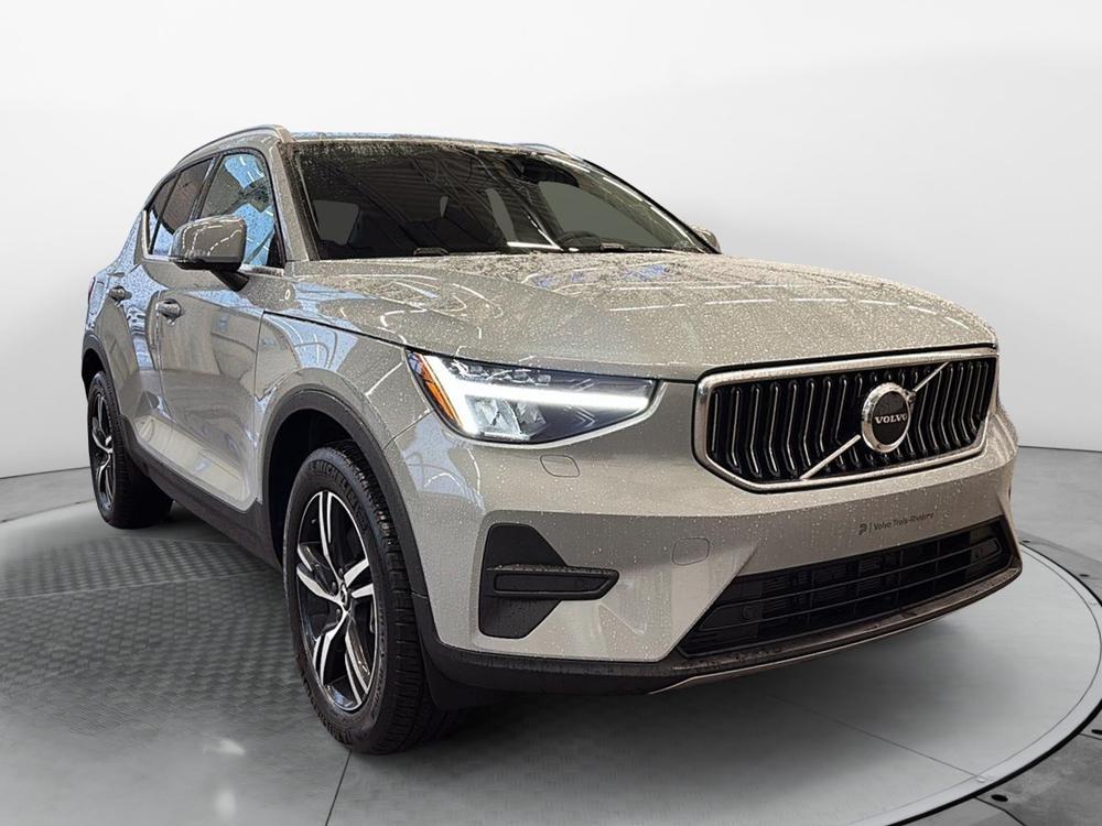 Volvo XC40 B5 CORE AWD 2025 d’occasion à vendre - 1