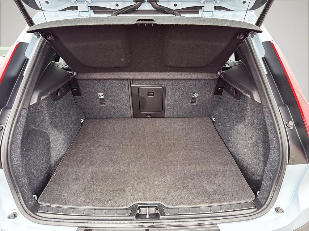 Volvo XC40 B5 CORE AWD 2025 d’occasion à vendre - 19