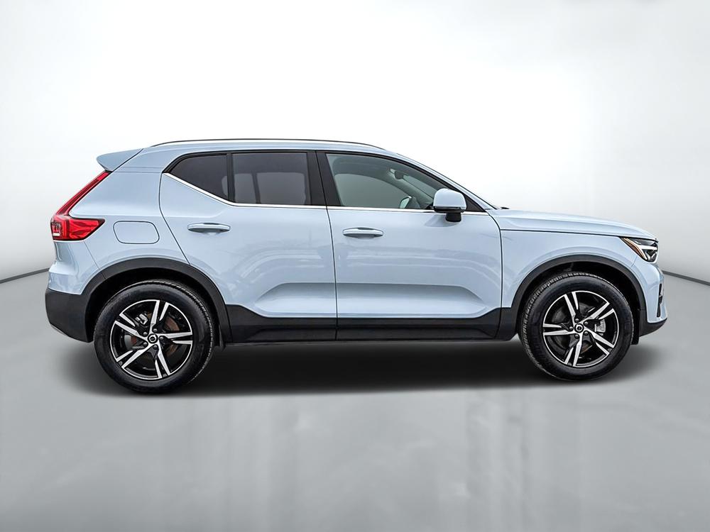 Volvo XC40 B5 CORE AWD 2025 d’occasion à vendre - 4