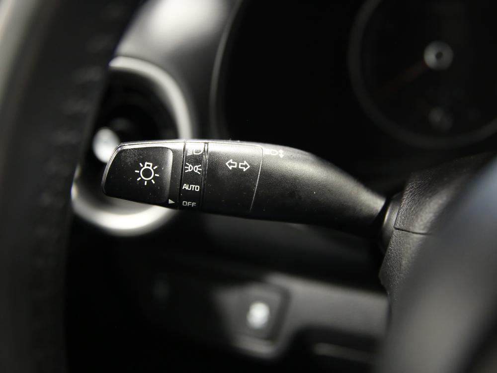 Kia Forte LX 2021 d’occasion à vendre - 19